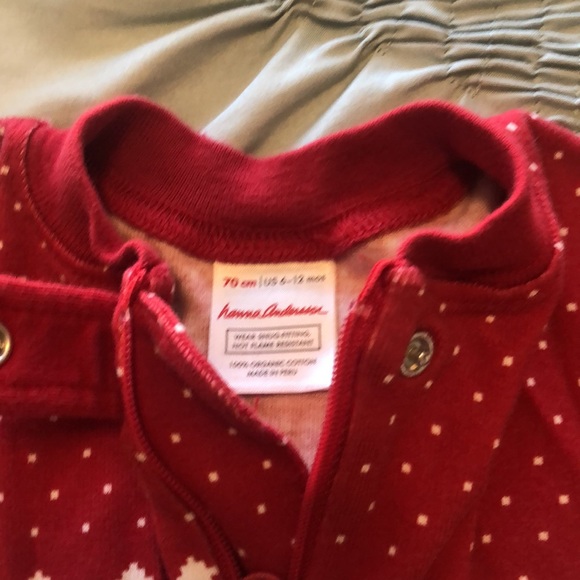 Bundle- two different styles 6-12 month jammies - Picture 3 of 7